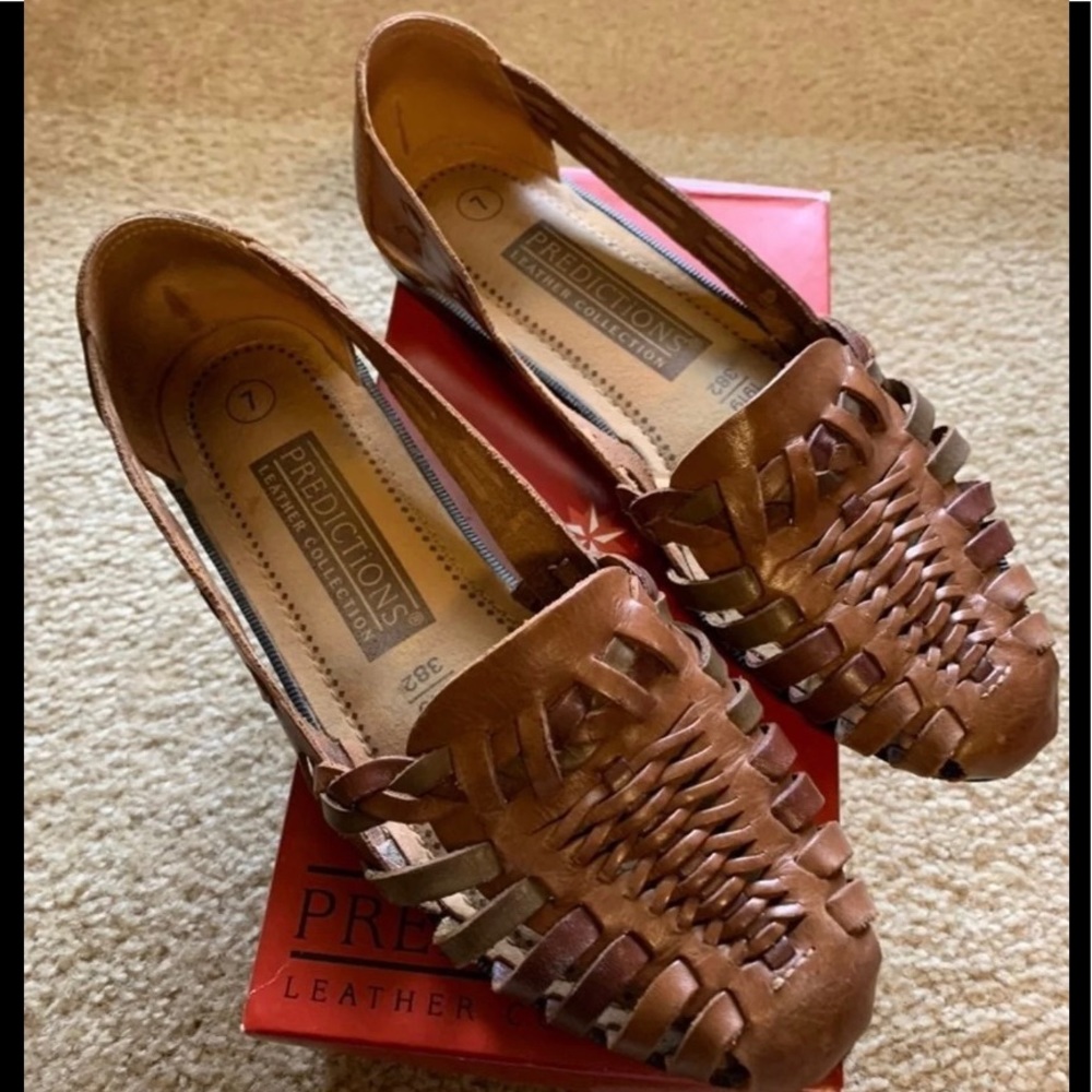 Ladies Earth Tones sandals